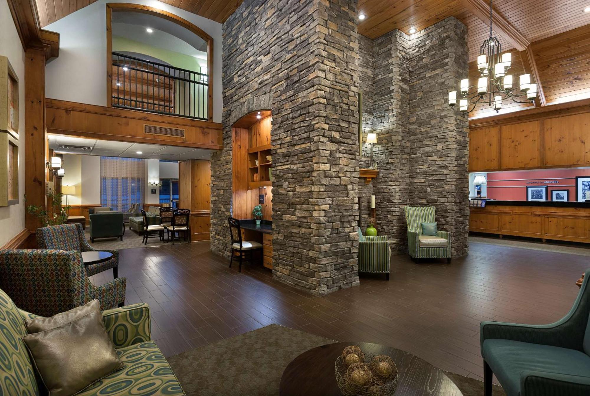 Hampton & Charlotte/pineville Hotel 3*