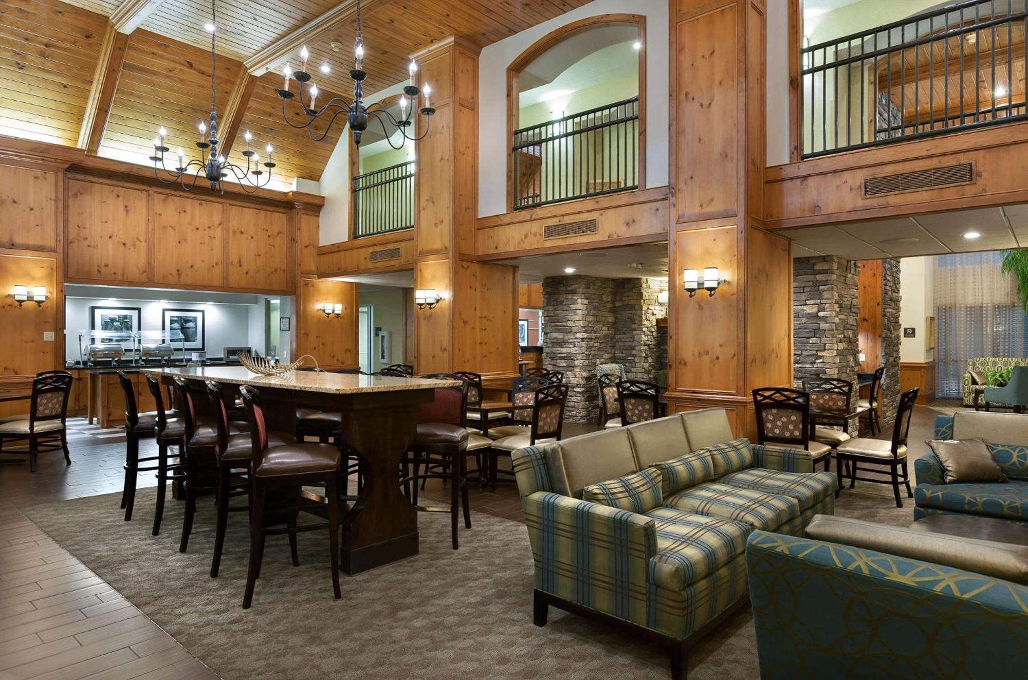 Hampton & Charlotte/pineville Hotel 3*