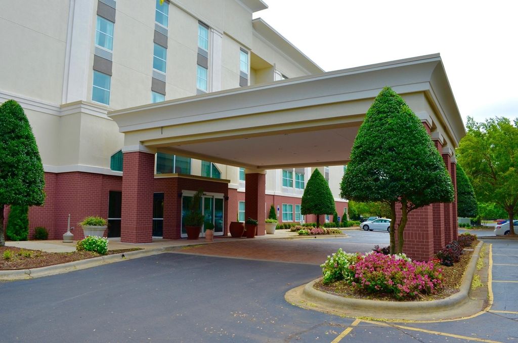 Hampton & Charlotte/pineville 3* Pineville