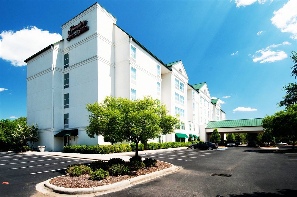 Hampton & Charlotte/pineville Hotel